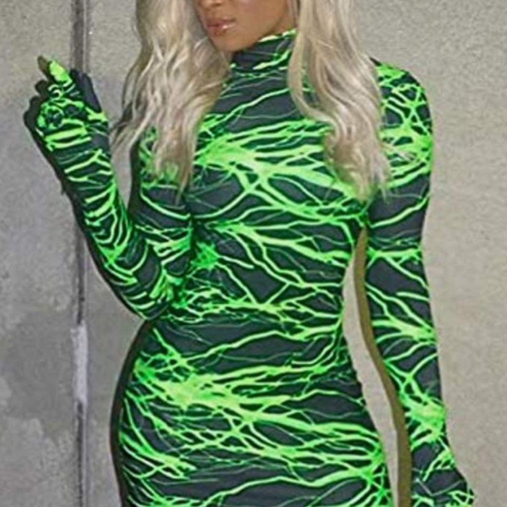 Women’s Turtleneck Long Sleeve Glove Party Dress